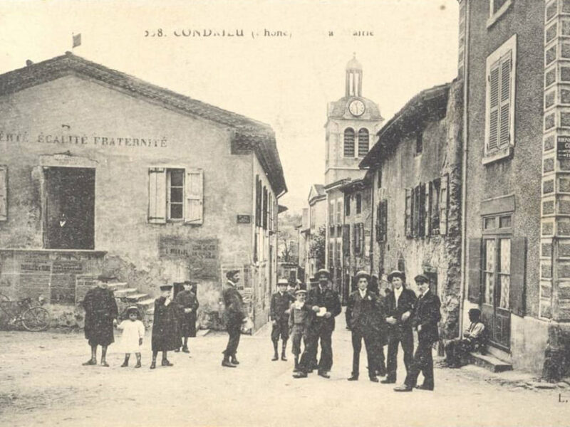 Au temps de l'ancien collège-Condrieu