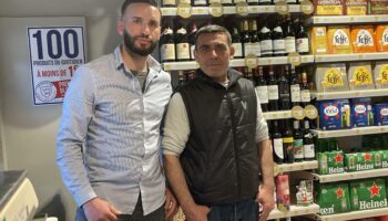 Karim et Khaled les deux gérants du P'tit Casino