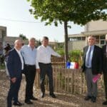 Le président du Département inaugure la cour du collège le Bassenon...