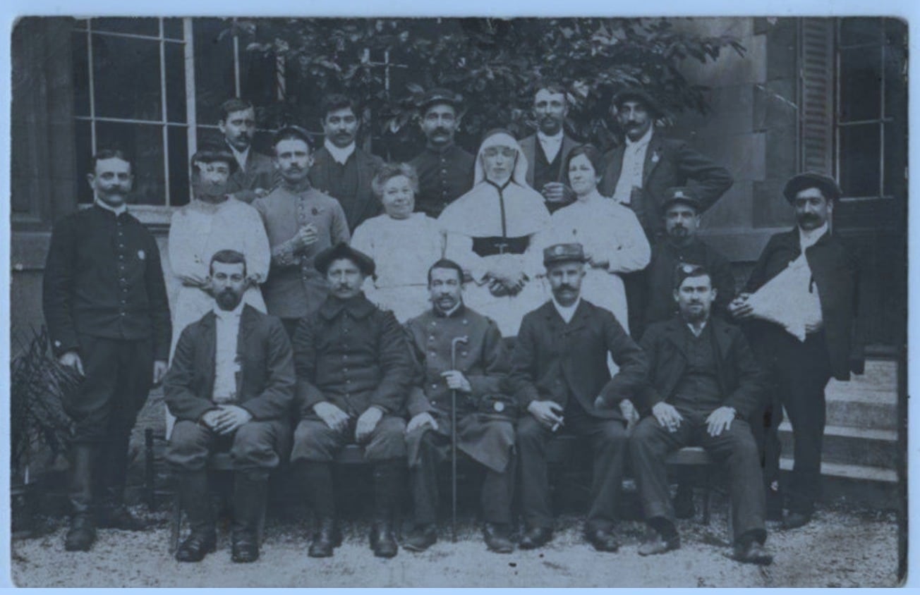 photographie de soldats à l'hôpital de Condrieu